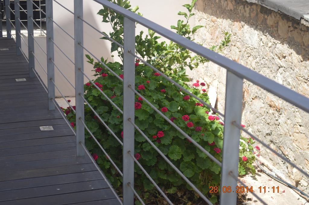 Villa Angela Dhrousha 외부 사진